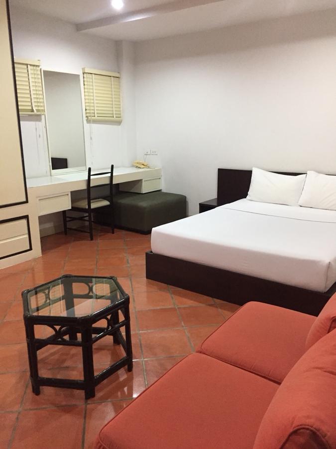 Psb1 Apartment Bangkok Exteriör bild