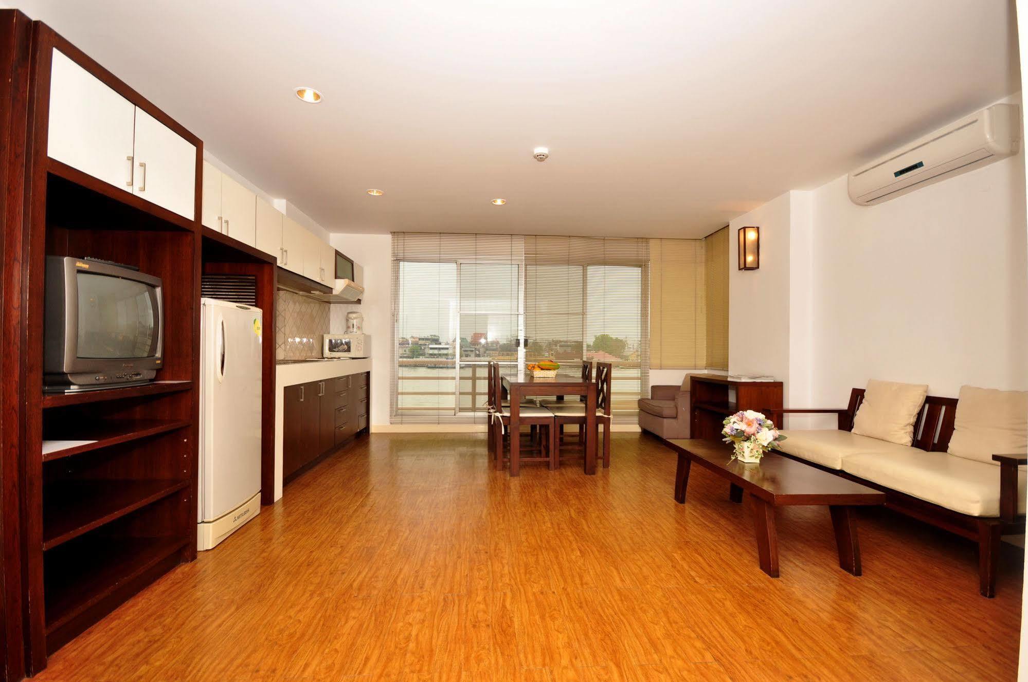 Psb1 Apartment Bangkok Exteriör bild