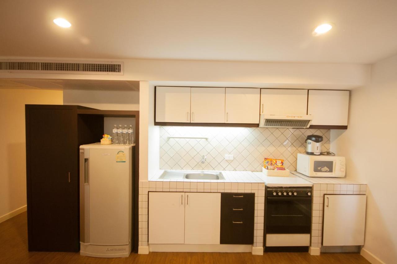 Psb1 Apartment Bangkok Exteriör bild