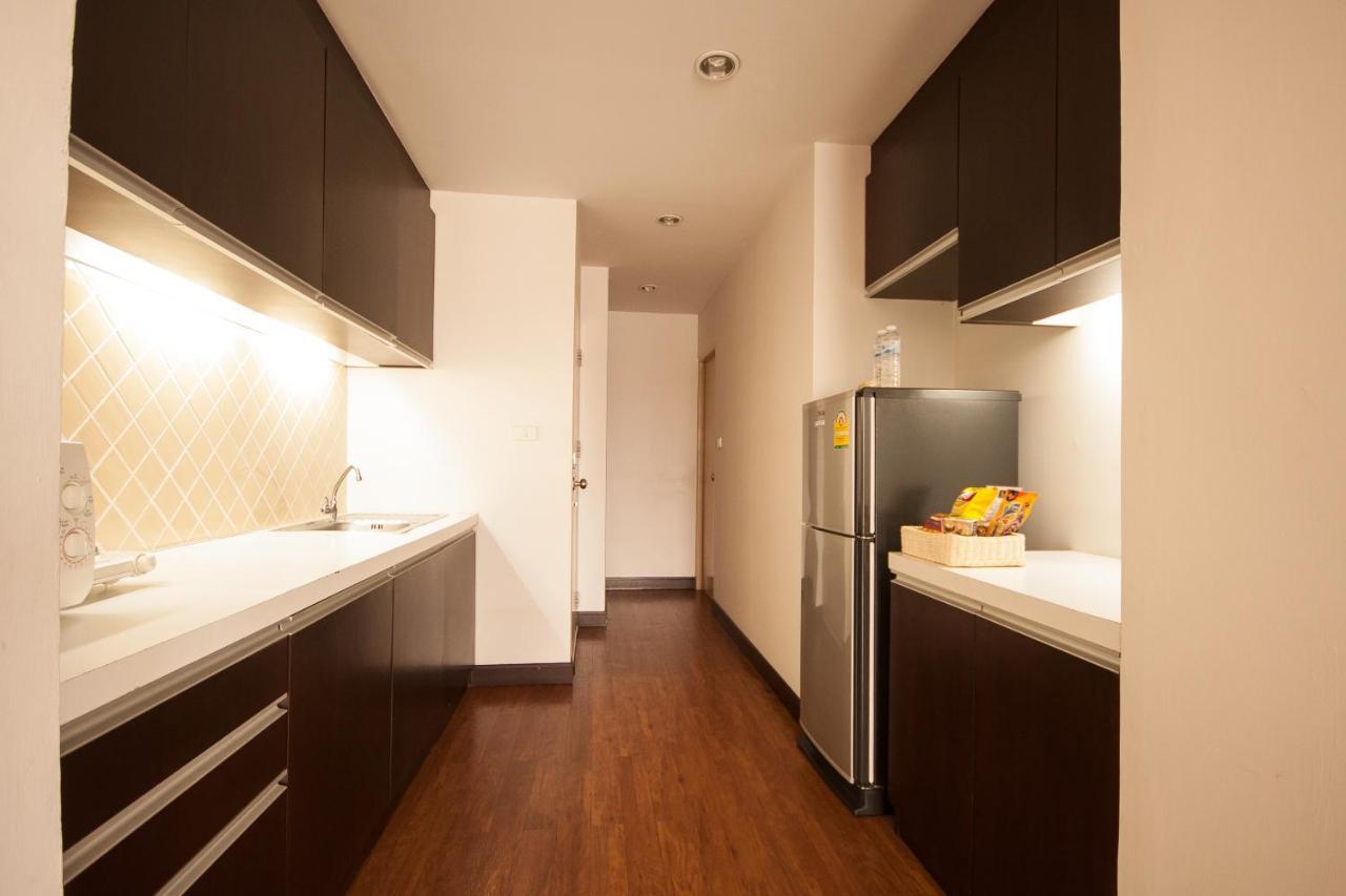 Psb1 Apartment Bangkok Exteriör bild