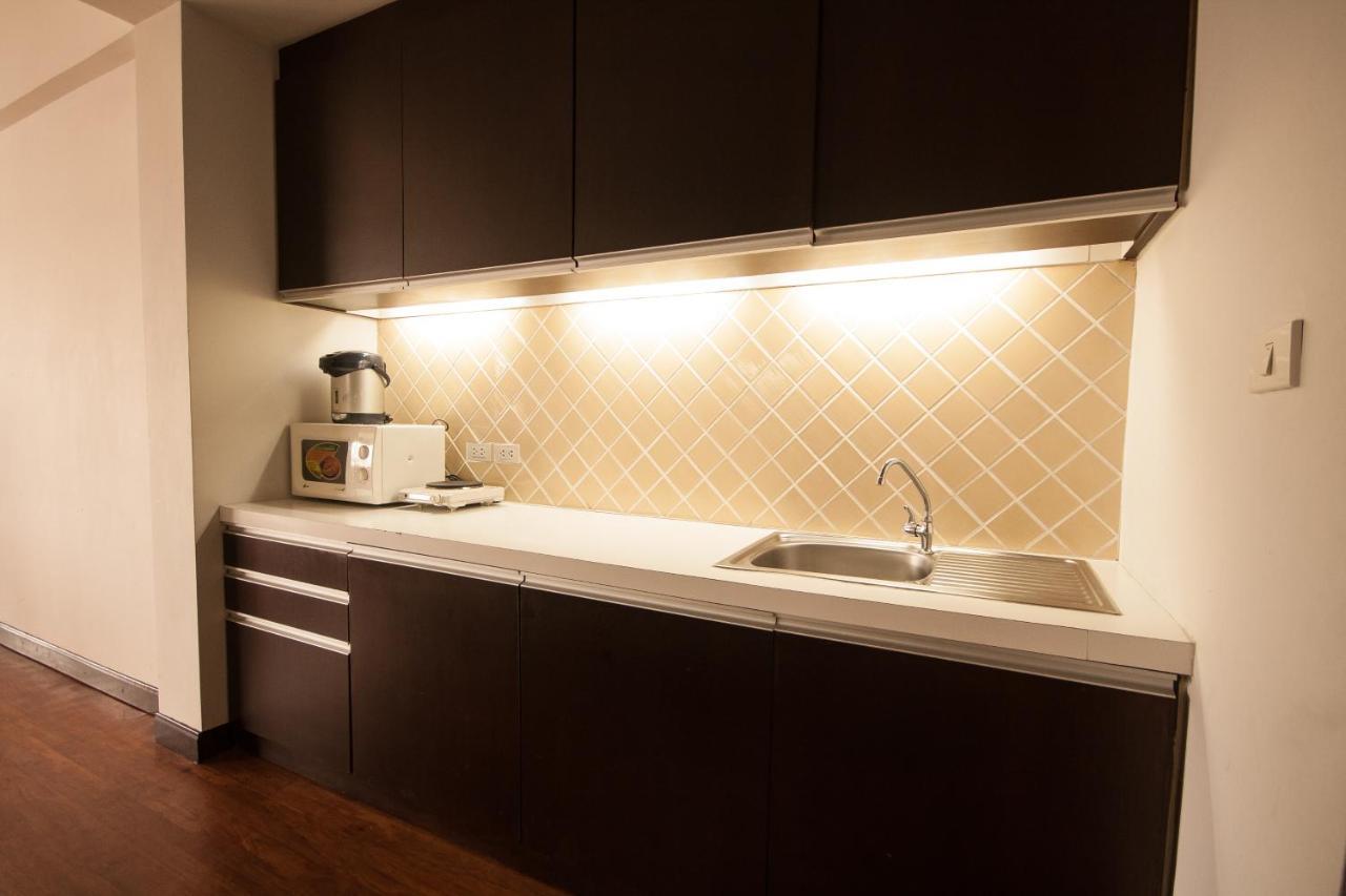 Psb1 Apartment Bangkok Exteriör bild