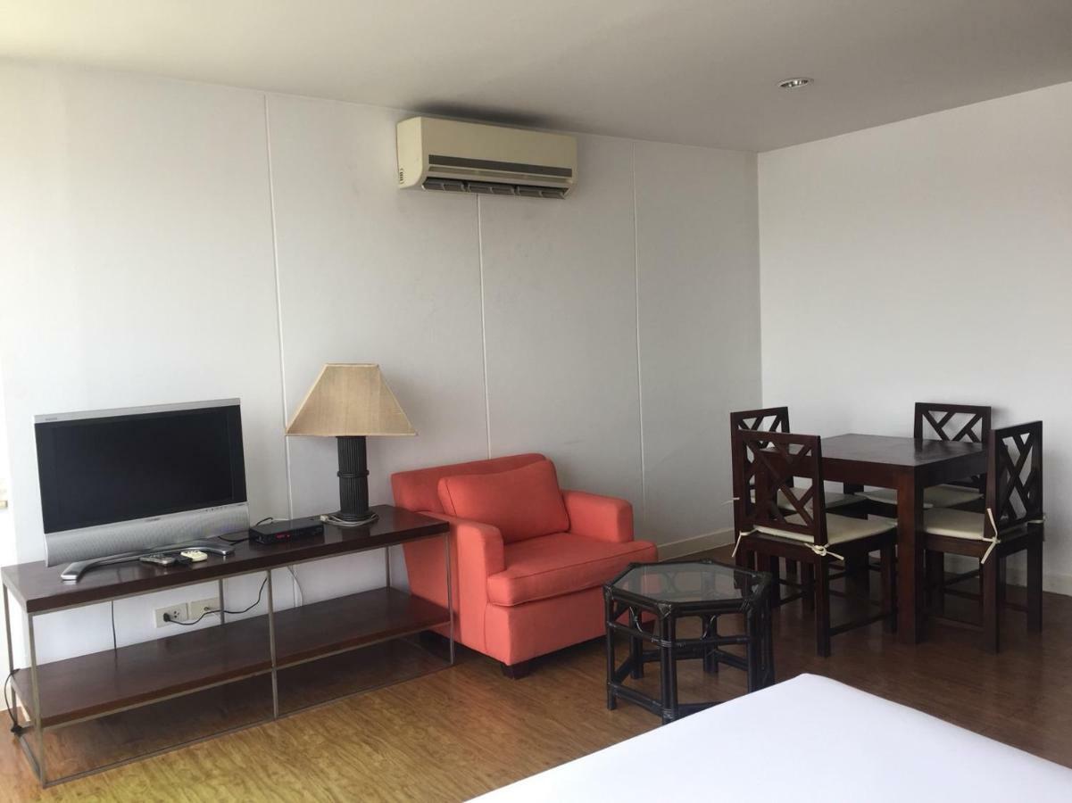 Psb1 Apartment Bangkok Exteriör bild